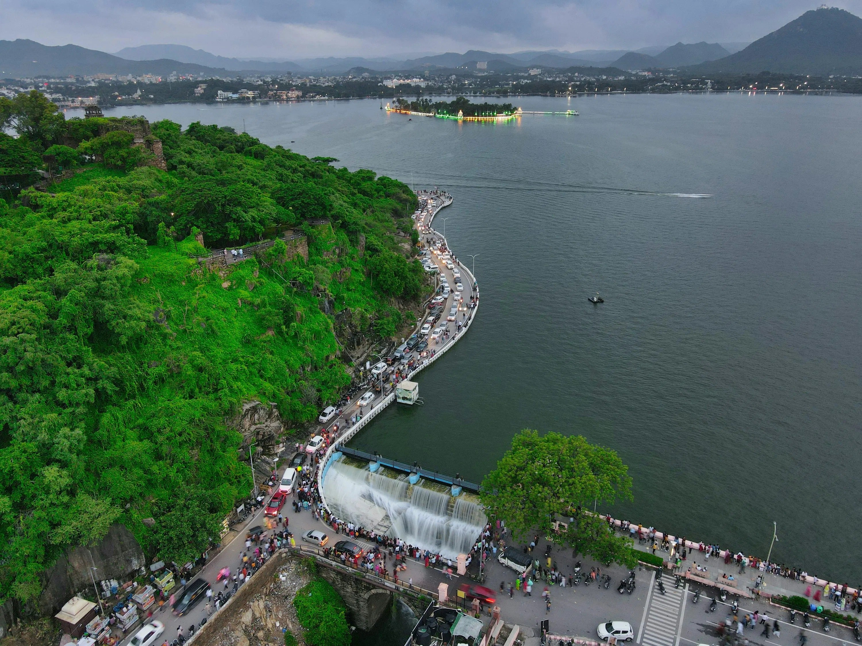 Fateh Sagar Lake